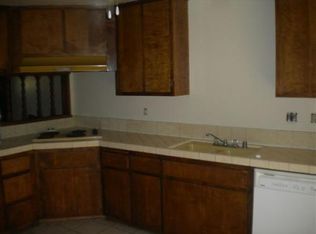 19255 Us Highway 18 APT 10, Apple Valley, CA 92307