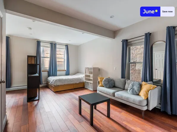 121 Salem St APT 2D, Boston, MA 02113