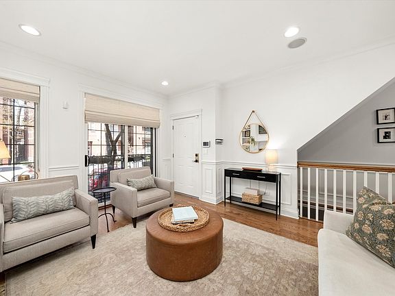5th image of 843 W Diversey Pkwy APT 1