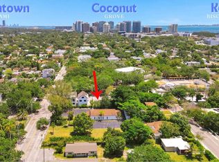 3210 Plaza St, Miami, FL 33133