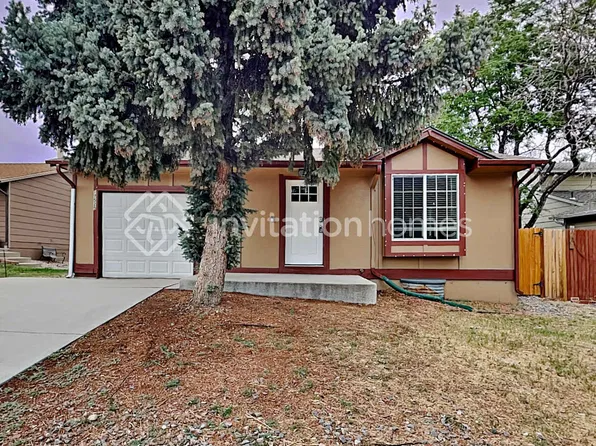 17525 E Union Dr, Aurora, CO 80015