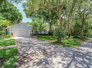 3890 1st Ln, Vero Beach, FL 32968