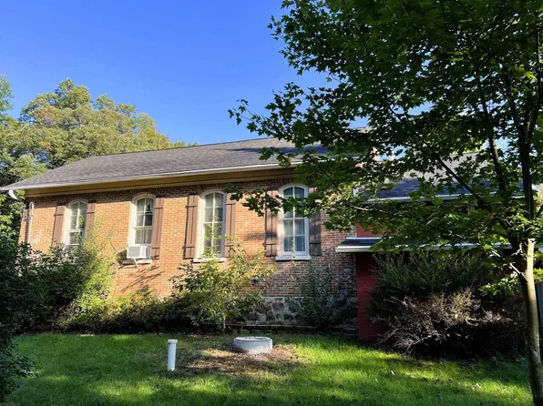 9920 STATE ROAD 22, Wild Rose, WI 54984