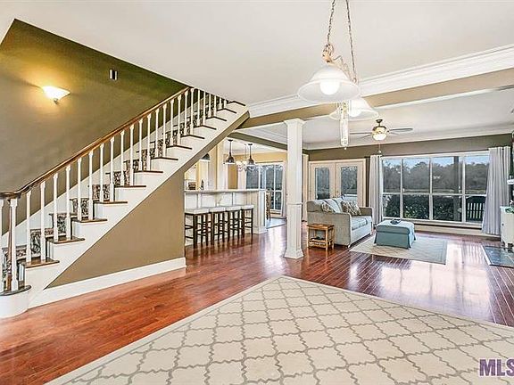 3rd image of 14322 Bayou Terrace Dr