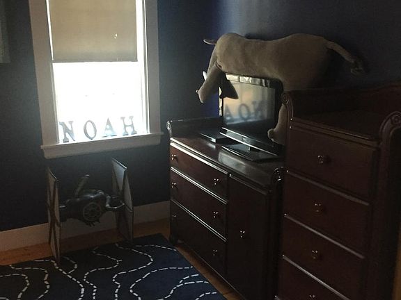 5th image of 183 Washington St #2