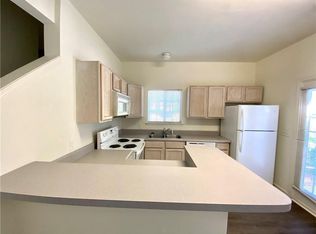 120 University Village Dr APT A, Central, SC 29630