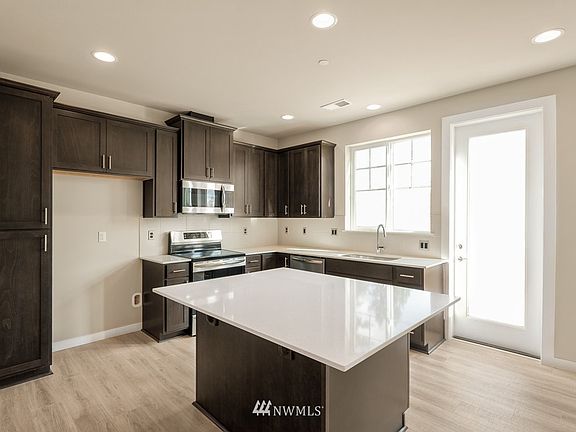 2nd image of 1621 Seattle Hill Road #CC-4