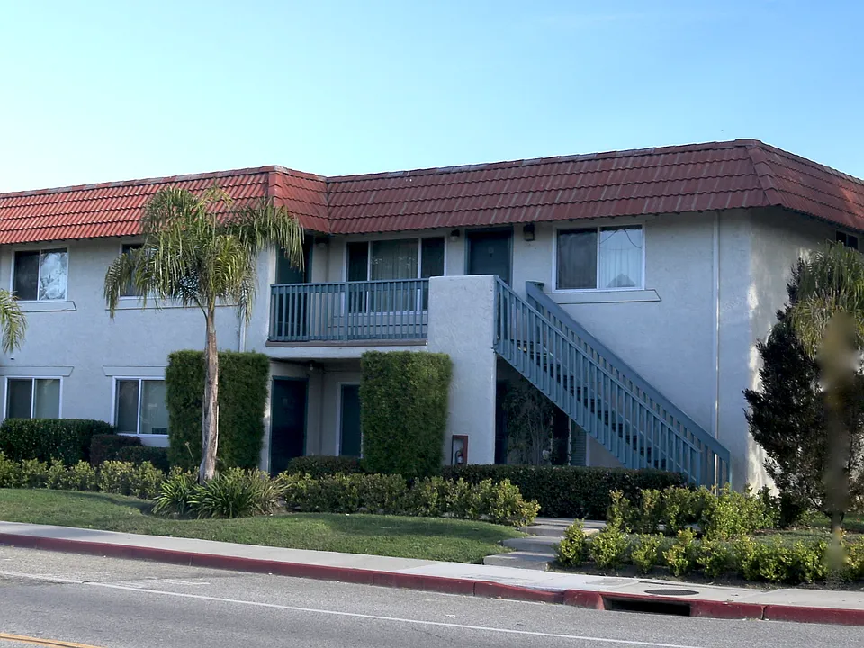 Camino Real Apartments