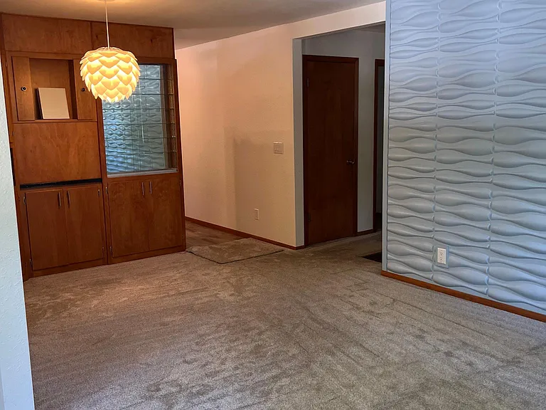 2804 E 12th Ave — Photo 22