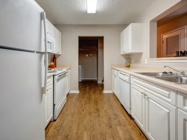 Chapel Creek Apartments, 51 Chapel Creek Ln #170c5b7d2, Fultondale, AL 35068