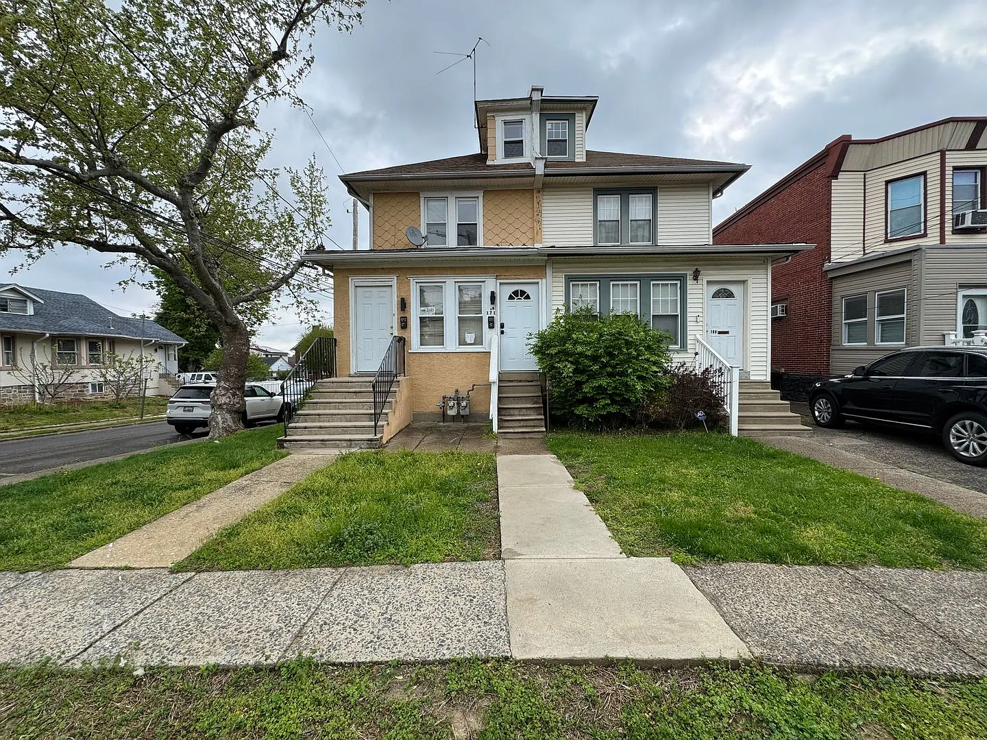 Charming 2-Bedroom Apartment in Lansdowne! Available NOW! — Photo 2