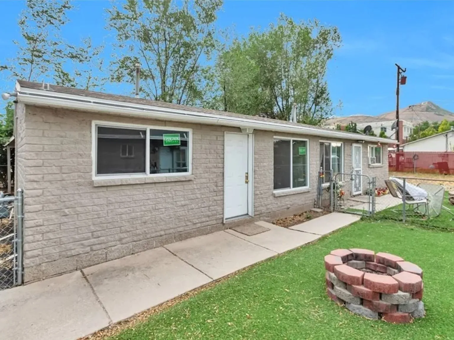 2650 S 8990 W - Duplex — Photo 2