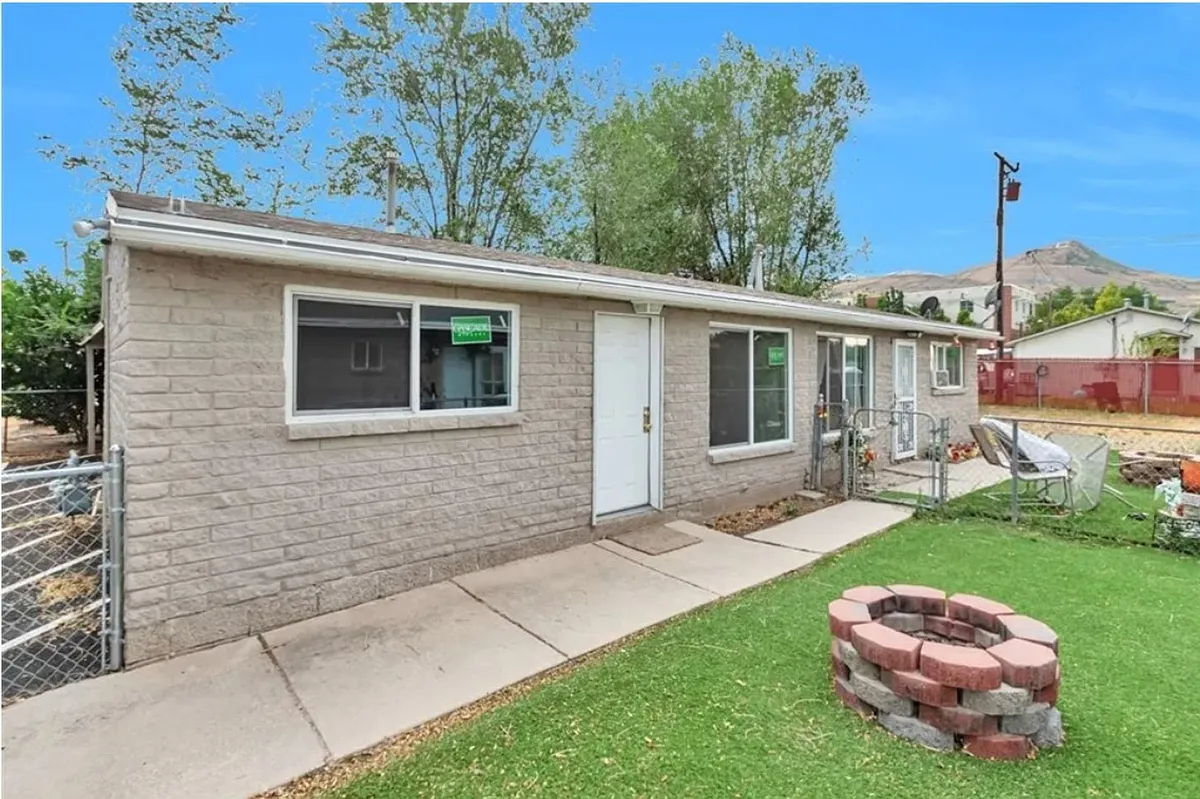 Building Photo - 2650 S 8990 W