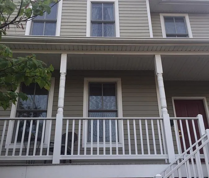 916 N 26th St — Photo 3