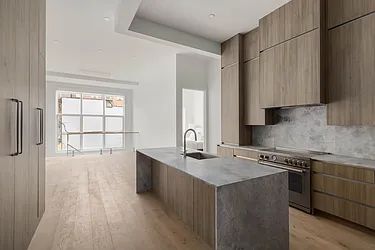 140 Summit Street, #1