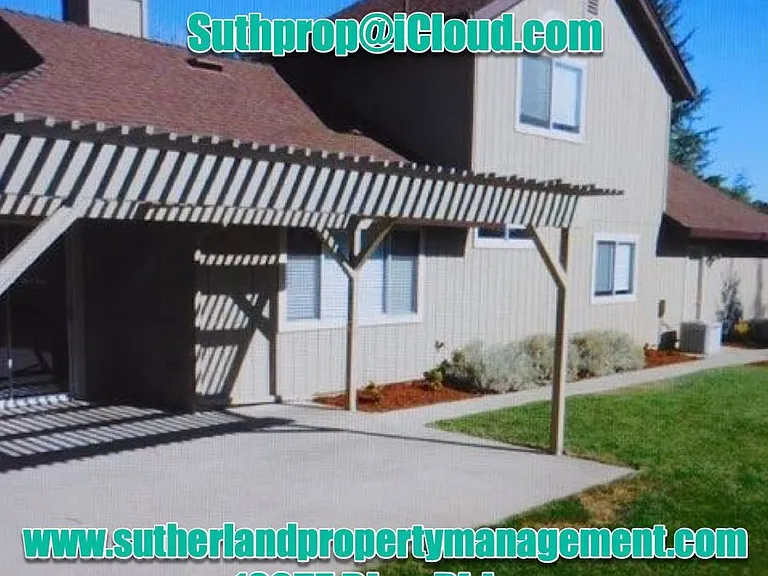12257 Blue Ridge Ct — Photo 11