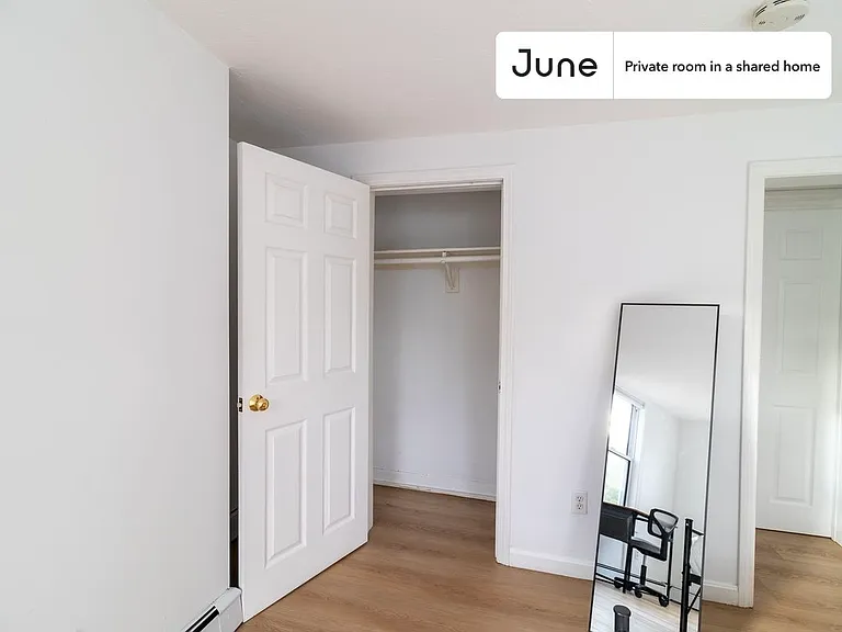 83 Winter St #A — Photo 4