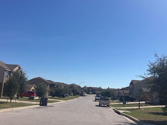 5th image of 100 Millers Loop