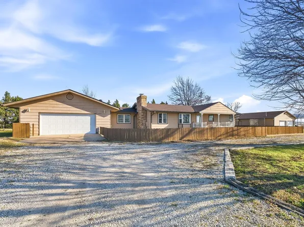 2416 W 111th St S, Peck, KS 67120