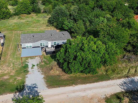 3rd image of 112 Buffalo Gap Dr