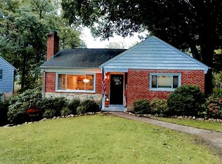 5204 Danbury Rd, Bethesda, MD 20814