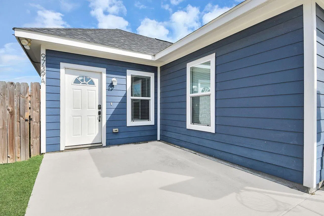 2 bed, 1.0 bath, 1581 sqft, $1,350 — Photo 1