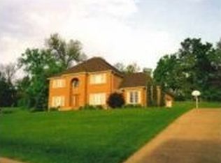 6600 Hillsgate Ct, Newburgh, IN