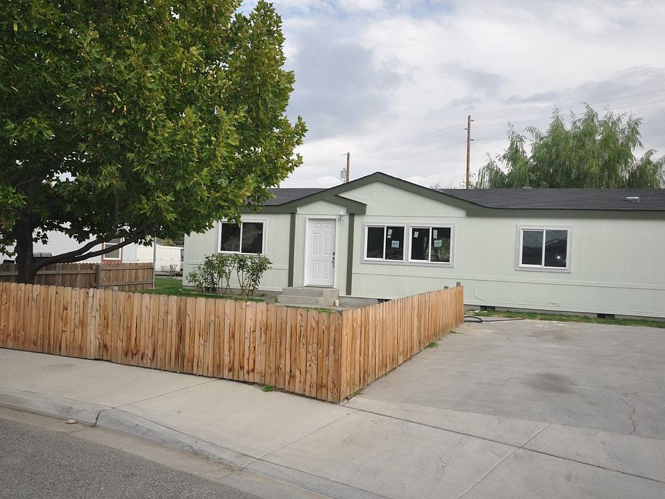 2nd image of 1031 S 5th Ave