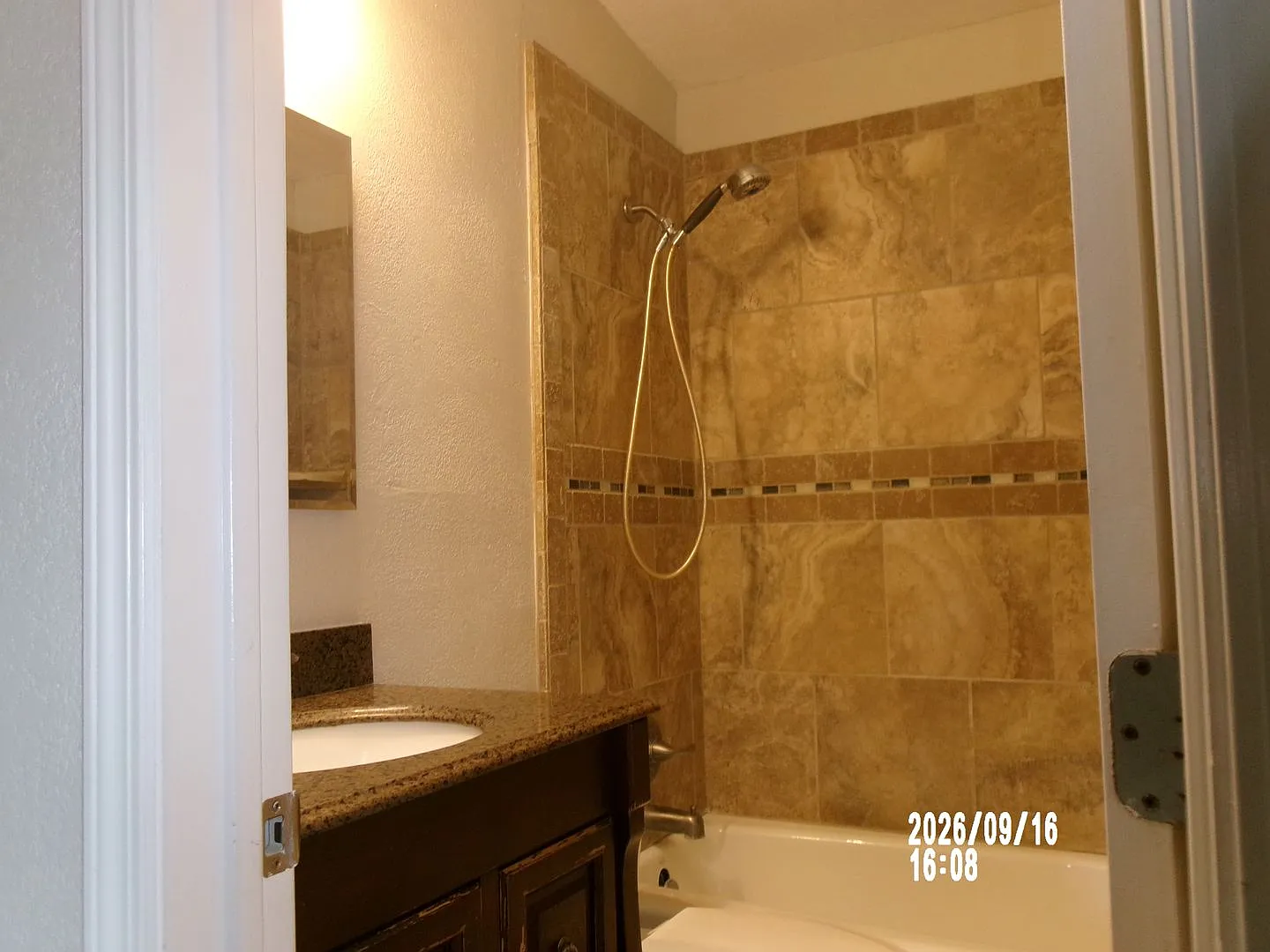 Newly renovated home in Gooch Acres — Photo 2