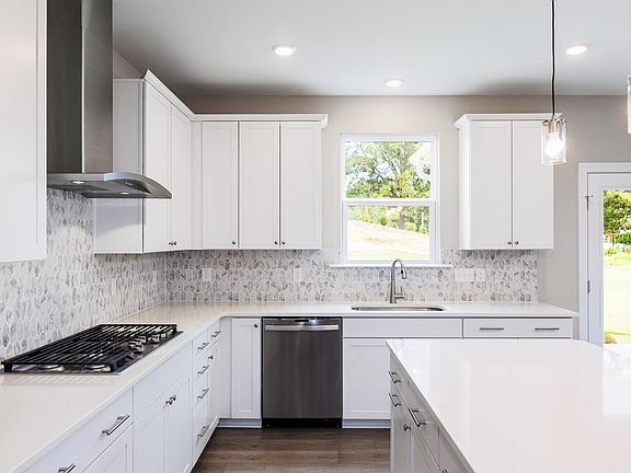 7th image of this home