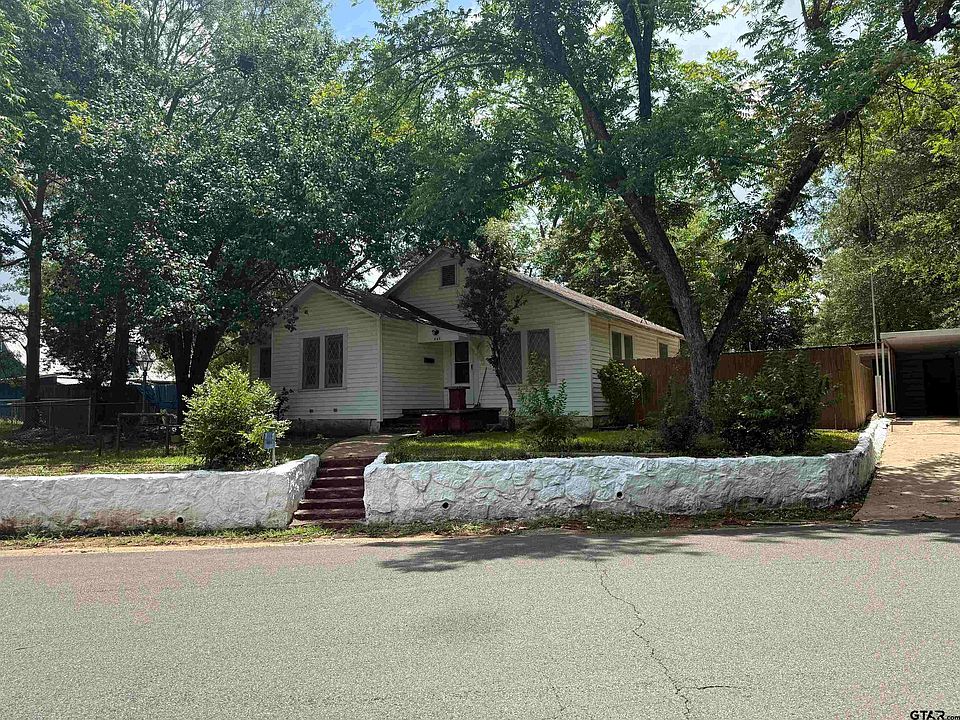 1st image of 549 Brookside Dr