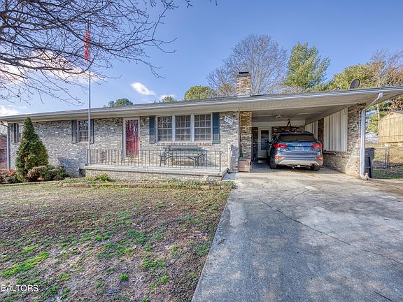 2nd image of 535 Jerry Dr