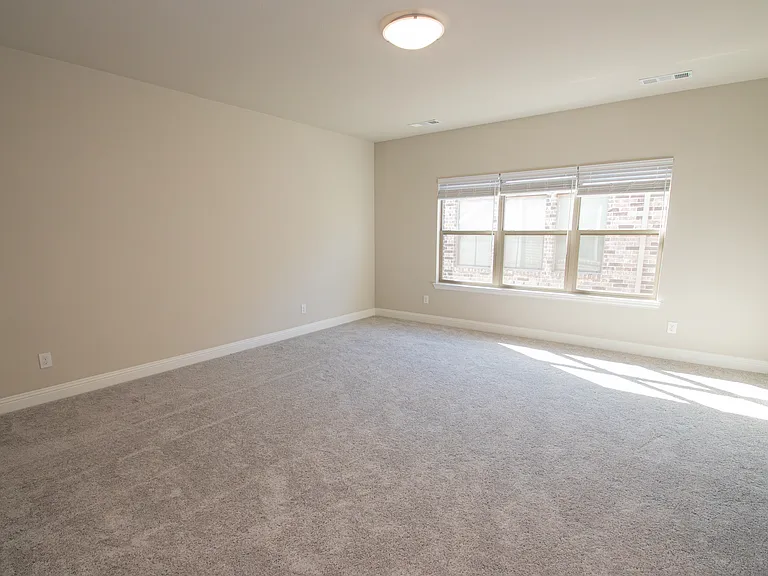 12709 Royal Oaks Ln — Photo 21