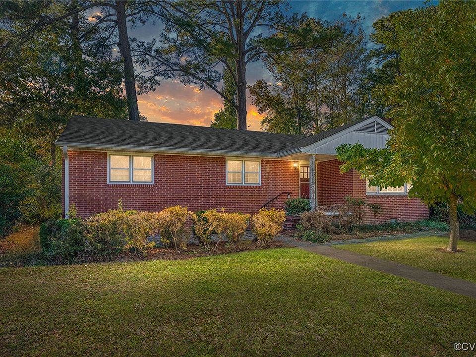 1st image of 105 Lolas Dr