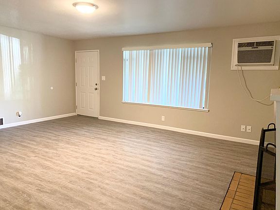 4th image of 2502 Butano Dr