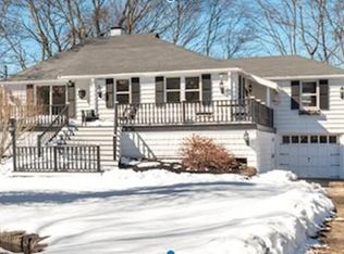 611 Salem St, Wakefield, MA 01880