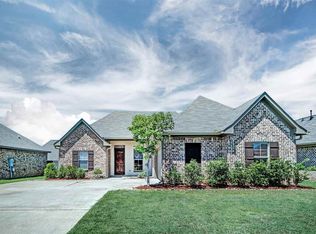 226 Greenfield Ridge Dr, Brandon, MS 39042