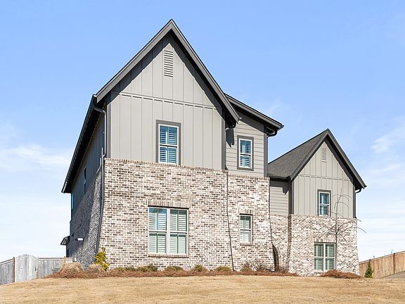 2nd image of 1098 Eagle Nest Cir