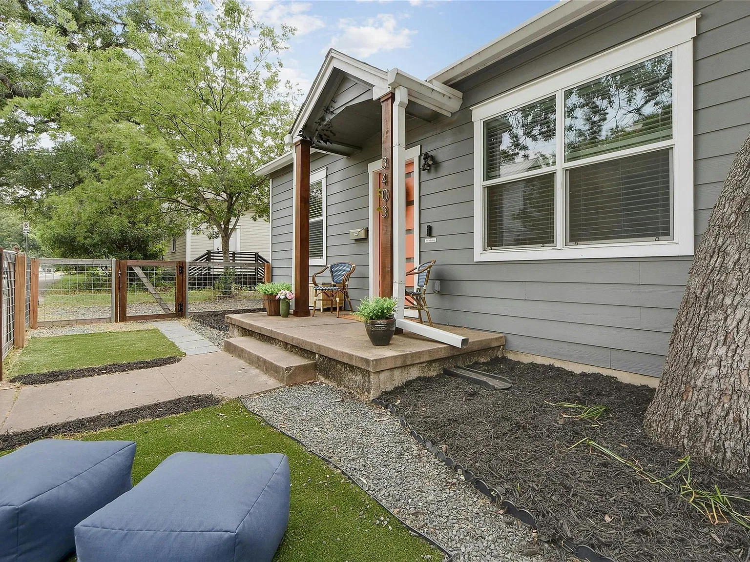 2 bed, 1.0 bath, 905 sqft, $2,250 — Photo 3