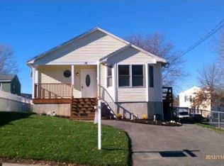 15 Beacon St, Lawrence, MA 01843
