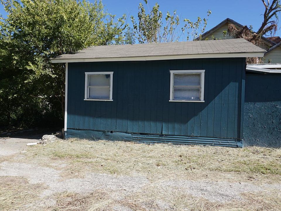 1st image of 817 W Poplar St #B