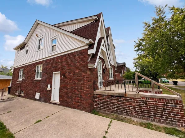 8151 Rolyat St, Detroit, MI 48234