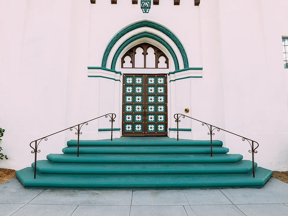 Building Photo 5