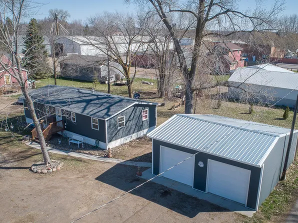 190 S 1st St, Foreston, MN 56330