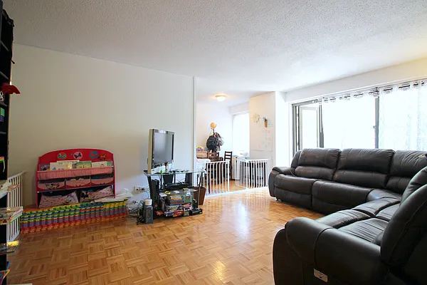 Rented by Corcoran | media 17