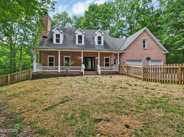 110 Lake Crest Ln, Oak Ridge, TN 37830