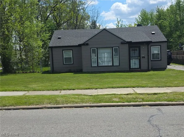 18120 Invermere Ave, Cleveland, OH 44128