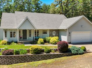 7654 N Bank Rd, Roseburg, OR 97470