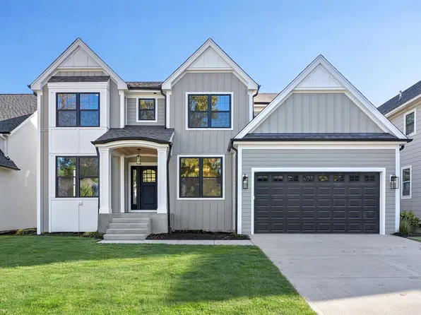 4533 Highland Ave, Downers Grove, IL 60515