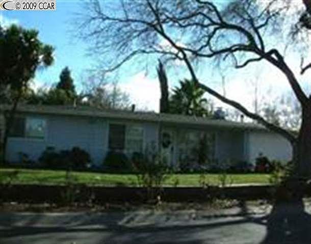 2nd image of 2510 Lynn Ave